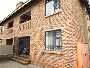 2 Bed Townhouse in Alrode