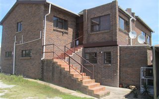 5 Bedroom House in Myburgh Park