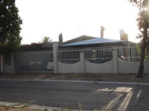 3 Bed House in Goodwood Estate