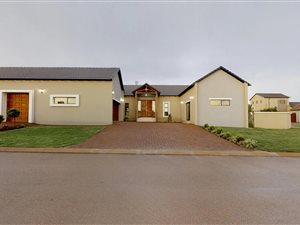 4 Bed House in Midstream Hill