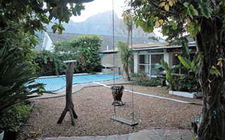 3 Bedroom House in Bishopscourt Village