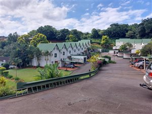 3 Bed Townhouse in Manor Gardens