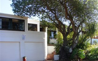 5 Bedroom House in Durbanville Hills