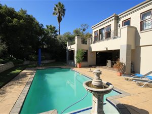 4 Bed House in Dainfern Golf Estate