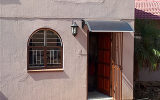 2 Bedroom Apartment in Mulbarton
