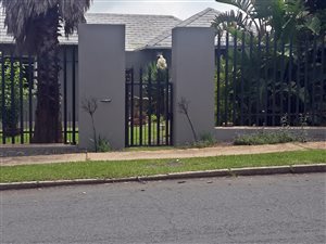 4 Bed House in Monument