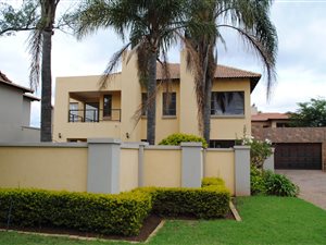 3 Bed House in Midfield Estate
