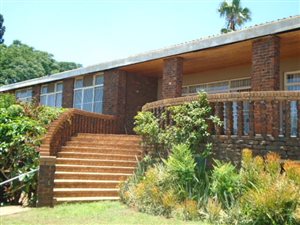 6 Bed House in Muckleneuk