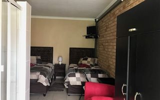 9105 m² Land available in Mantevrede