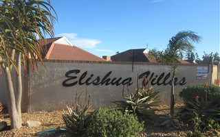 3 Bedroom House in Sonstraal Heights