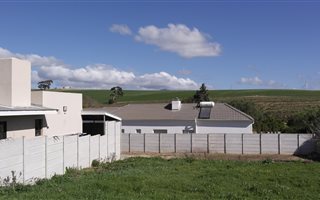 618 m² Land available in Caledon