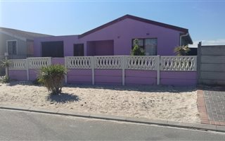 3 Bedroom House in Blue Downs