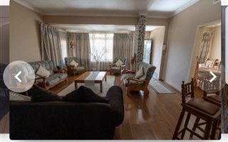 4 Bedroom House in Farningham Ridge
