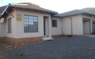 3 Bedroom House in Tlhabane