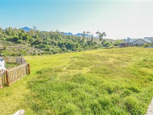 1354 m² Land available in Kraaibosch