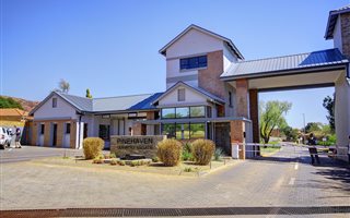3 Bedroom Simplex in Pinehaven