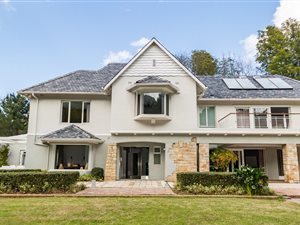 7 Bed House in Bishopscourt