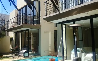 3 Bedroom Townhouse in Bryanston