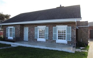 2 Bedroom House in Westcliff