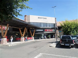 99 m² Retail Space in Bedfordview