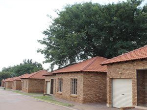 3 Bed Townhouse in Waterval East