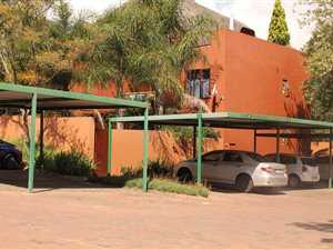 1 Bed Townhouse in Sunninghill