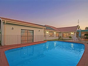 5 Bed House in Fairmount