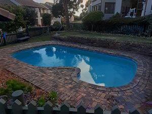 2 Bed Apartment in Mossel Bay Golf Estate