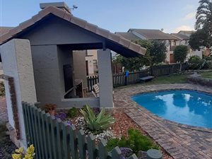 2 Bed Apartment in Mossel Bay Golf Estate