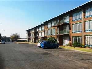 2 Bed Townhouse in Cruywagenpark
