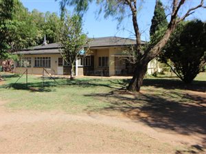 512 ha Farm in Potchefstroom Central