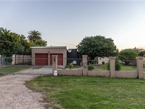 3 Bed House in Lorraine