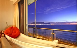 1 Bedroom Apartment in West Beach
