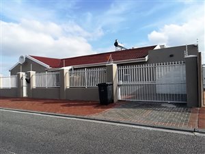 3 Bed House in Ottery