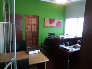 170 m² Office Space in Kestellhof