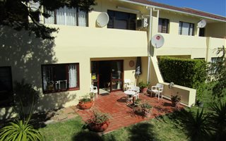 3 Bedroom Townhouse in Walmer