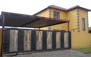 2 Bedroom House in Leondale