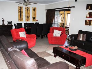 7 Bed House in Heuwelsig