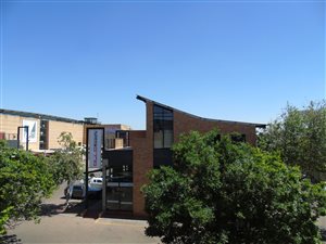 320 m² Retail Space in Fourways