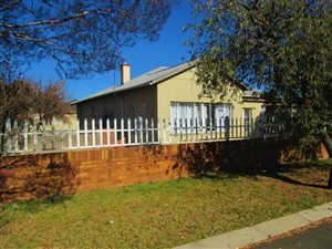 5 Bed House in Nigel Central