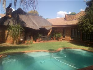 4 Bed House in Doornpoort and surrounds