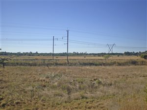 4.3 ha Land available in Bloemfontein Farms