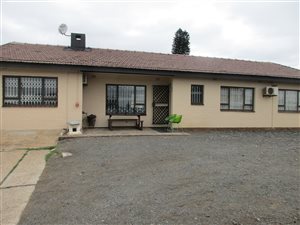 4 Bed House in Springfield Park