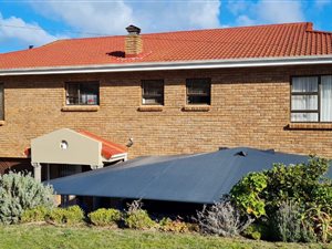 5 Bed House in Dana Bay
