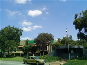 6000 m² Industrial space in City Deep