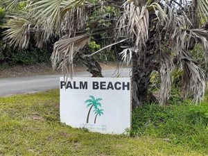 1493 m² Land available in Palm Beach