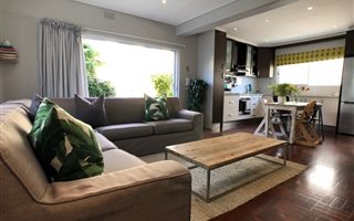 2 Bedroom Apartment in Vredehoek