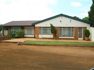 2.1 ha Farm in Bapsfontein