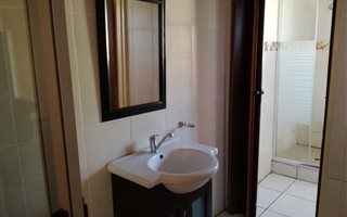 4 Bedroom House in West End