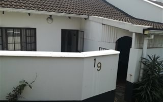 2 Bedroom Simplex in Boughton